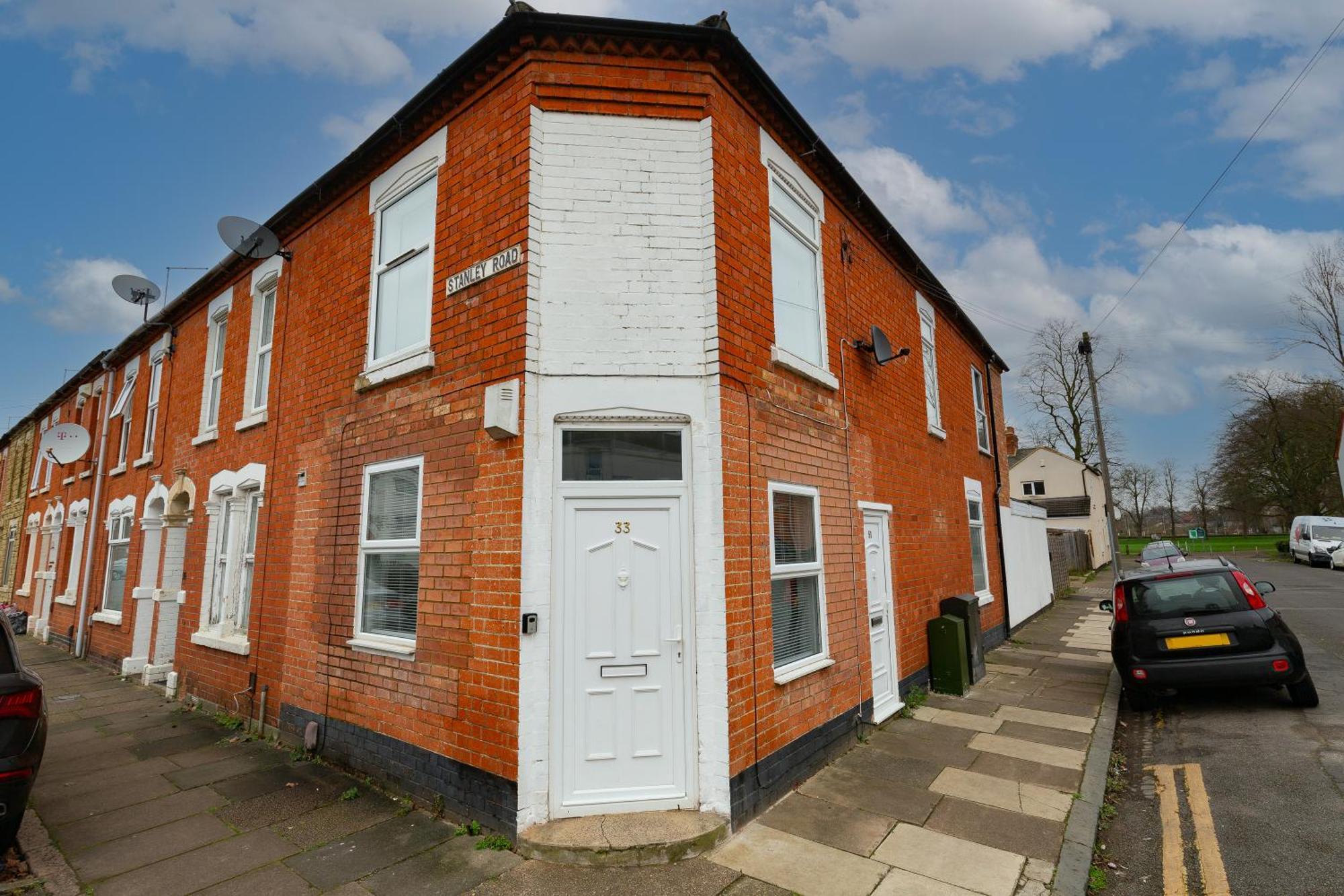 33 Stanley Road Northampton